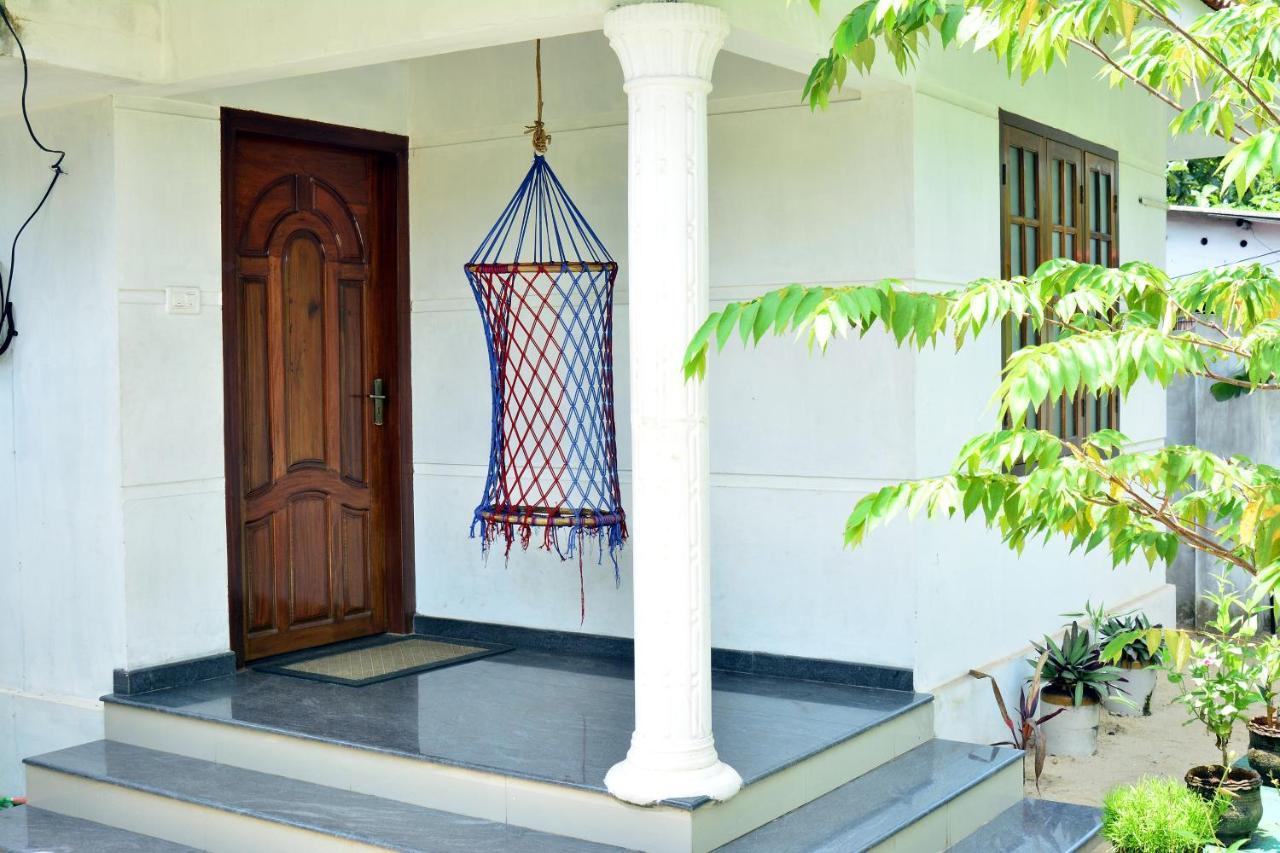 Sea Breeze Beach Home Alappuzha Exteriör bild