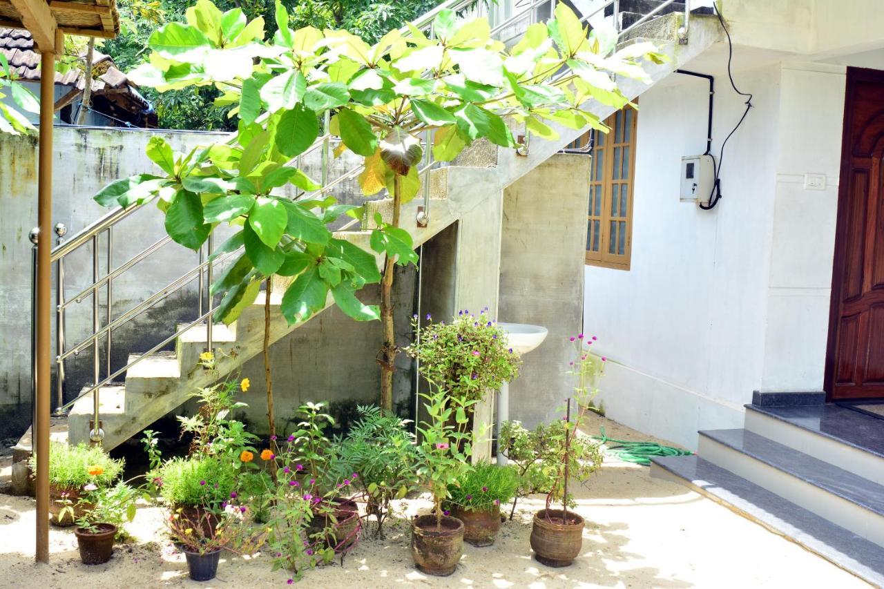 Sea Breeze Beach Home Alappuzha Exteriör bild