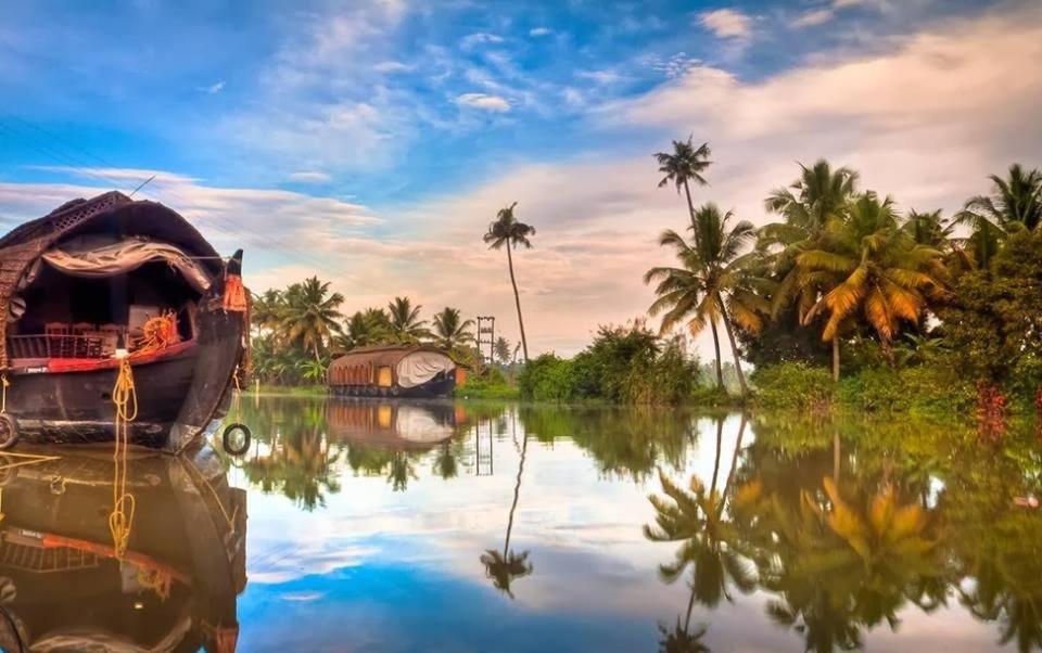 Sea Breeze Beach Home Alappuzha Exteriör bild