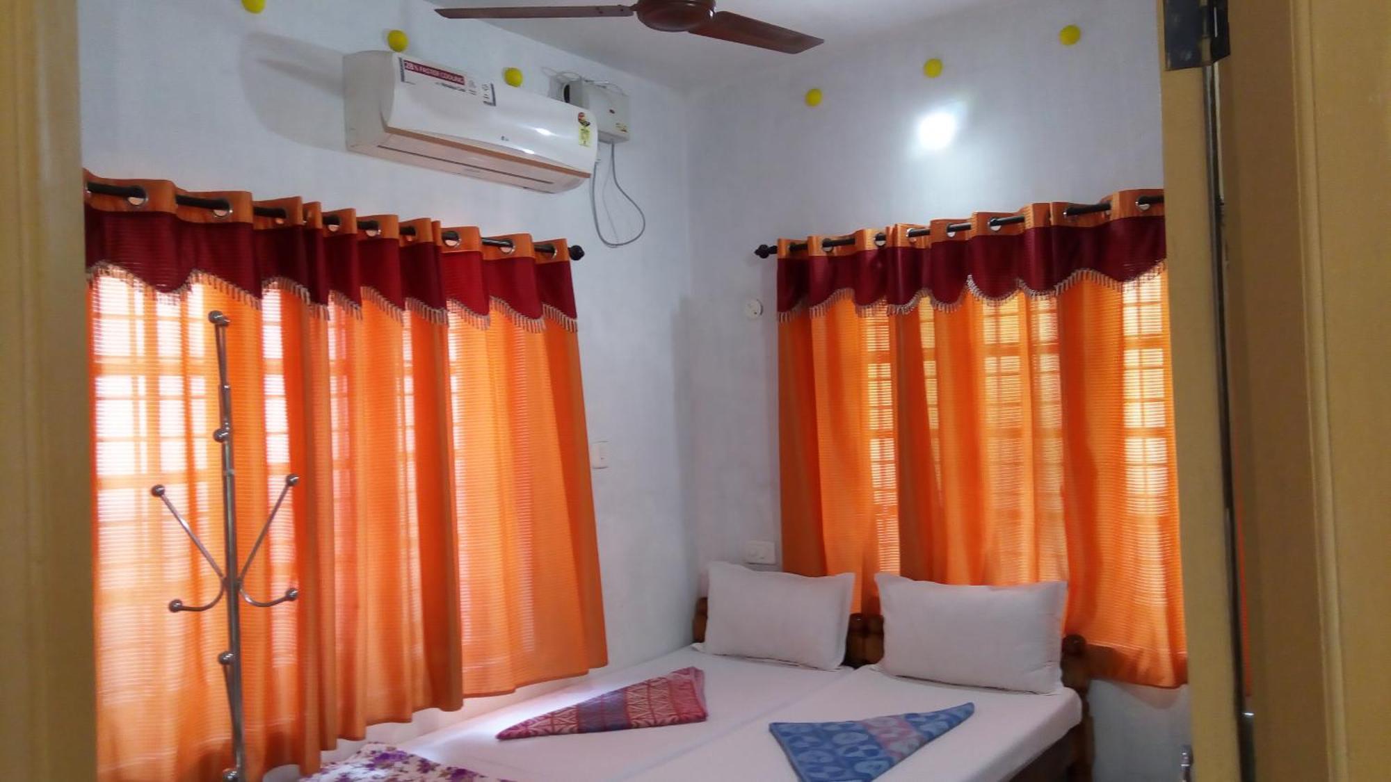 Sea Breeze Beach Home Alappuzha Exteriör bild