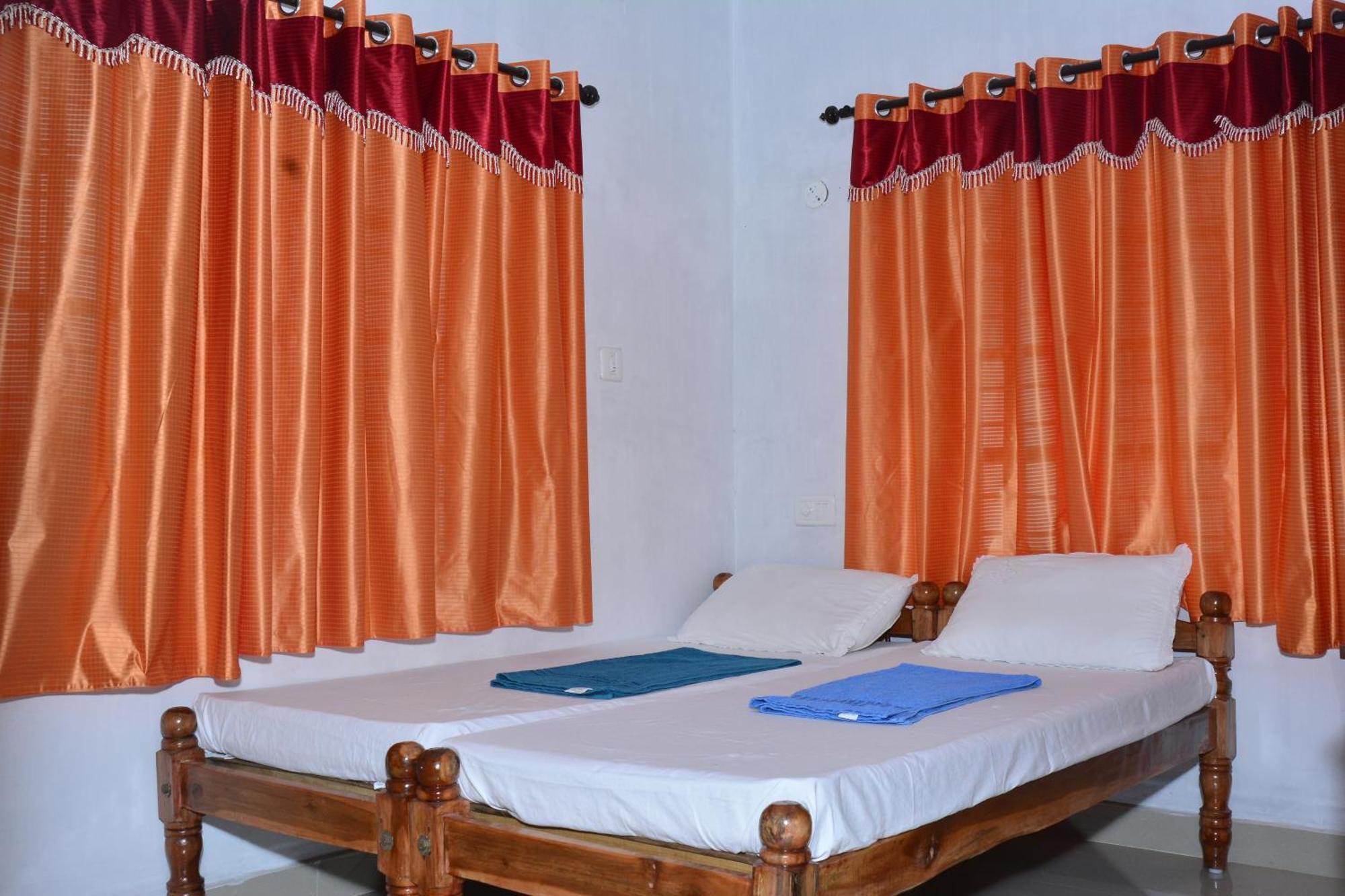 Sea Breeze Beach Home Alappuzha Exteriör bild